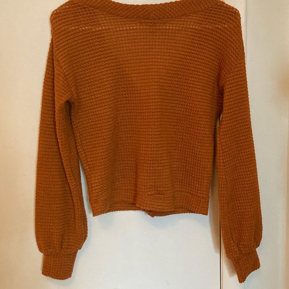 Knit orange long sleeve - Picture 2 of 5